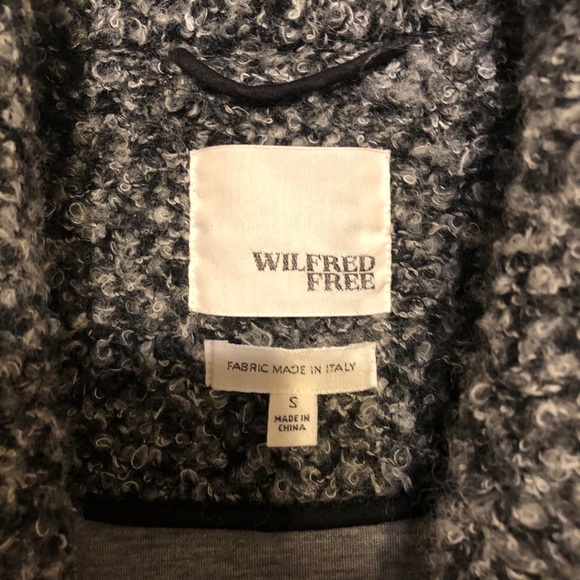 Aritzia | Neelam / Off Duty Wool Coat - Picture 5 of 5